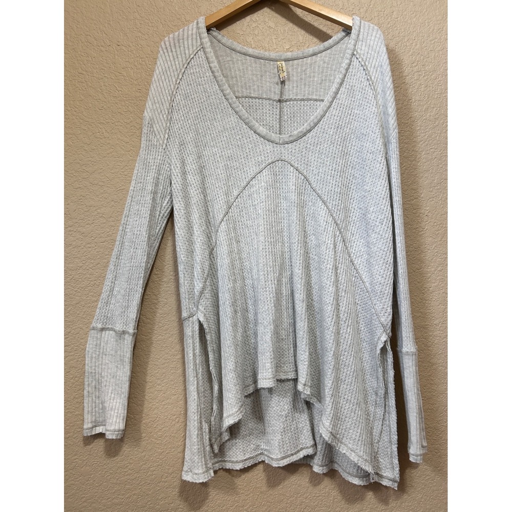 Free People Size M Sunset Park Thermal Top Gray Waffle Knit V-Neck Boho Tunic